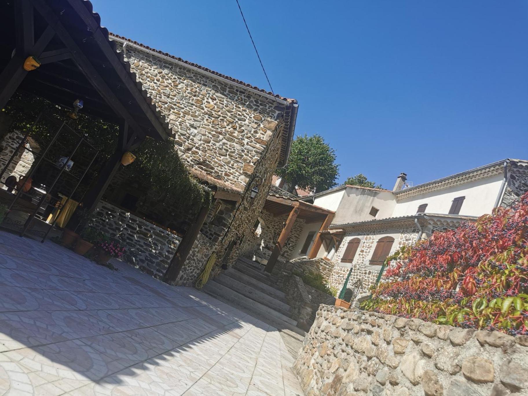 Mes Maisons Gardoises, Two Gites Sleeping 13 With Two Private Pools, Kids Room, Laundry, Disco, Free Wifi, Linen And Dog'S Are Welcome Gagnières Zewnętrze zdjęcie